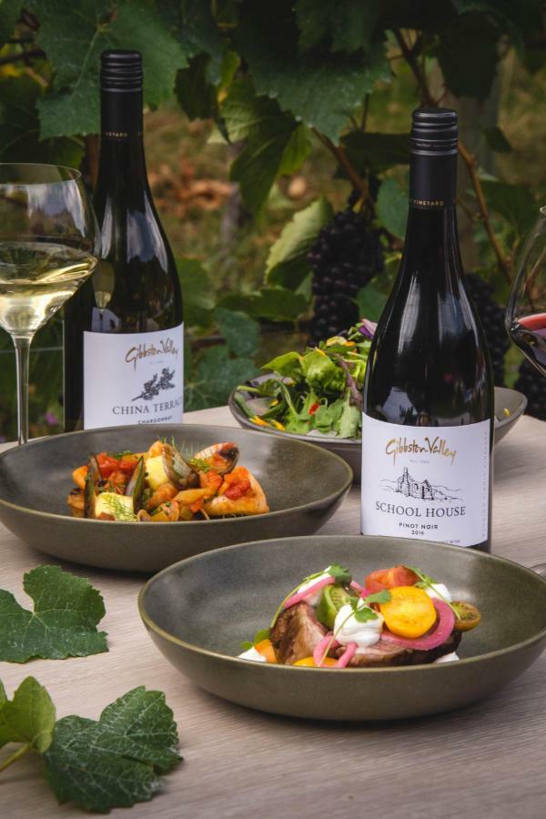 Gibbston Valley Lodge And Spa Queenstown Bagian luar foto