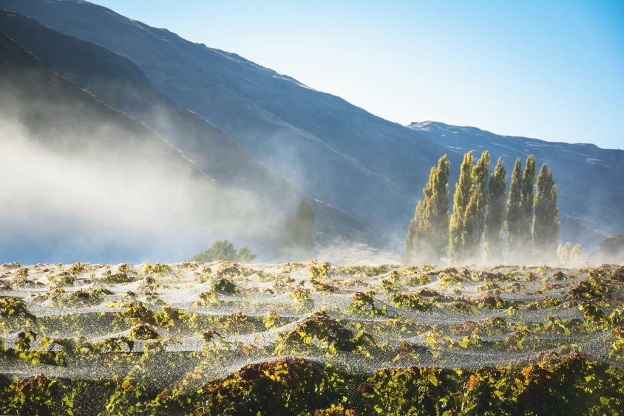 Gibbston Valley Lodge And Spa Queenstown Bagian luar foto